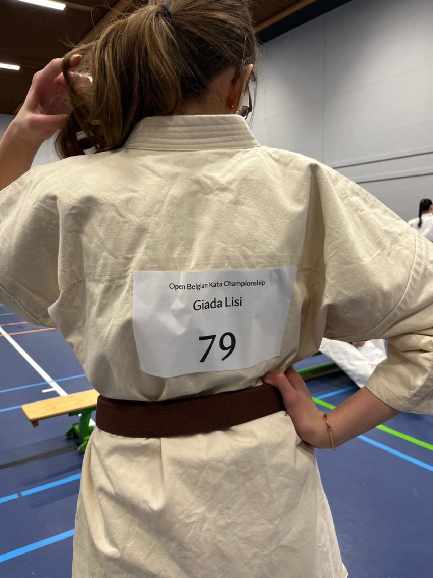 9a74c3a2-8032-4b14-8537-290fd951a836-ae841c54d4b448b664122ebb3cce6d26