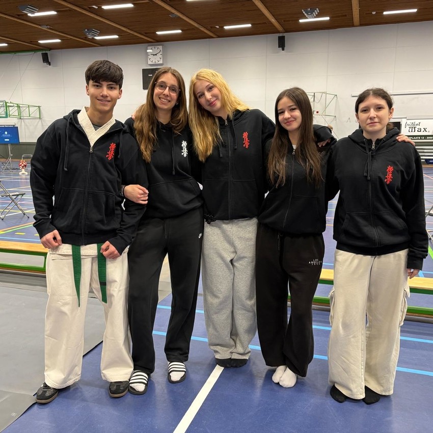 e9dafaf0-fb0d-437f-87a5-ad0e650a2c4d-72c8af02d43d71be80a221503ce7906a