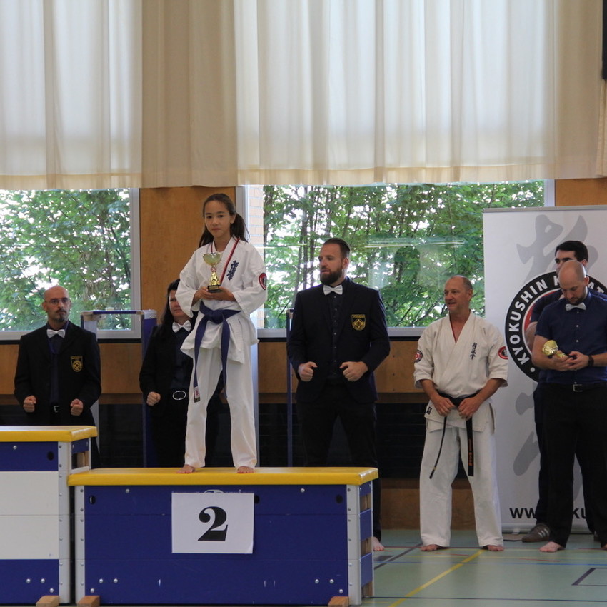 img_3390-9cf644a1c7fa35bc3b023a8059ddd522