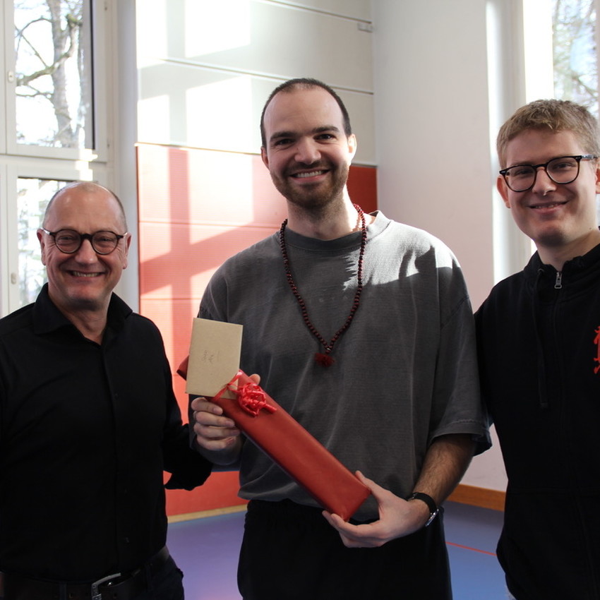 lcfny-392cec5b9a3a4aa9d0aa0d962e318a27