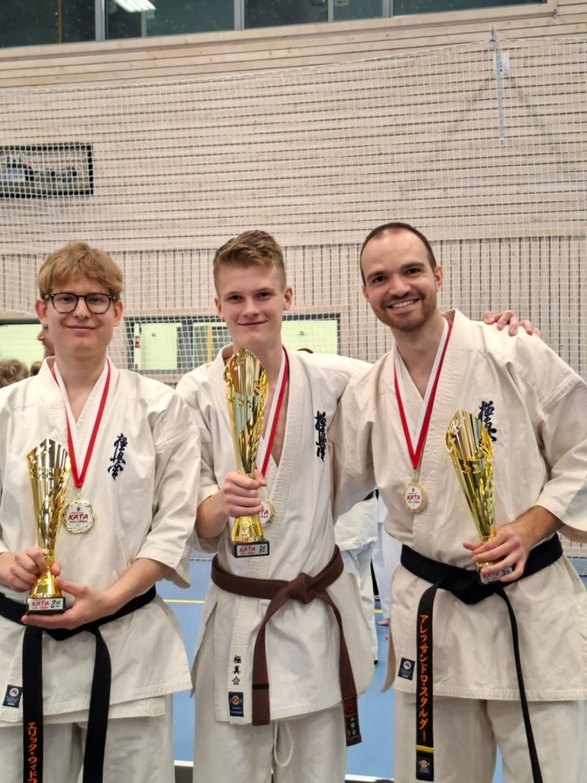 photo-2025-10-11-16-11-09-4-7937ce9ff10bf848859376e2c83a7273