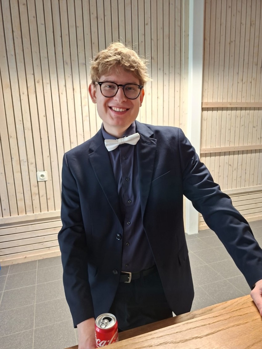 photo-2025-10-11-17-13-24-2-1c6d877a136f791512c5d8bef2df382c