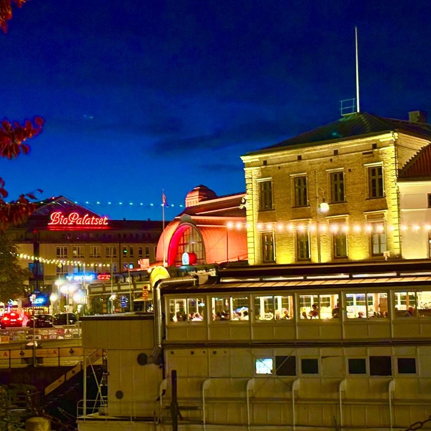 photo-2025-10-11-19-27-44-2ecc8baffaaf039cafad290dee10cbf1