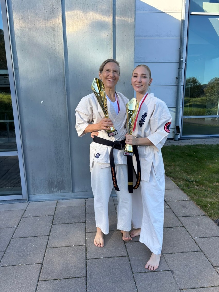 photo-2025-10-12-19-58-55-1bd4e41972fdf6ca580cb6a4eac9323d