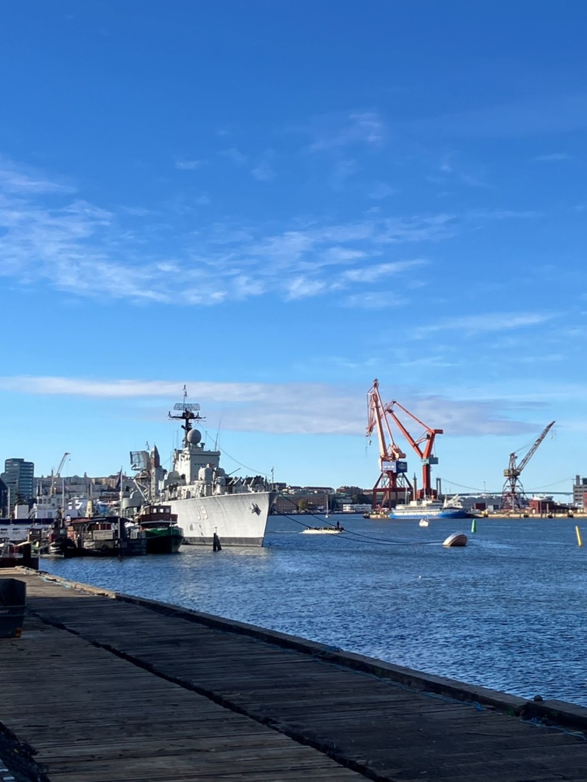 photo-2025-10-12-19-59-18-3-972f8110b0f88db0f11e5839e06874ae