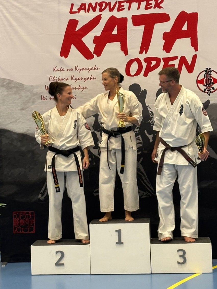 photo-2025-10-12-20-01-04-4de31e2c905690c79795d4236e756a91